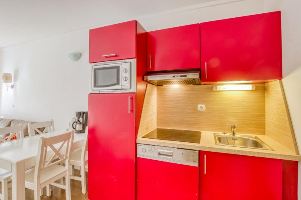 Flat With Swimming Pool Near The Beach Sanary-sur-Mer Bagian luar foto